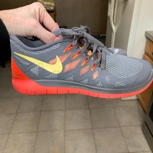 Women’s Nike Free 5.0 size 7.5 grey, coral & yellow